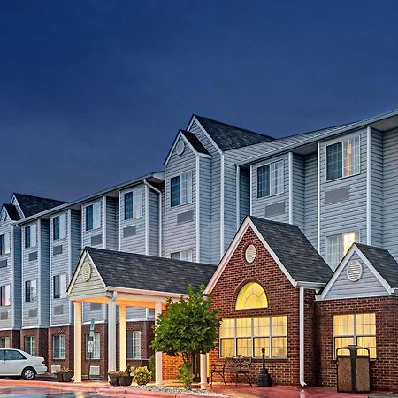 Microtel Inn & Suites By Wyndham Statesville Ngoại thất bức ảnh