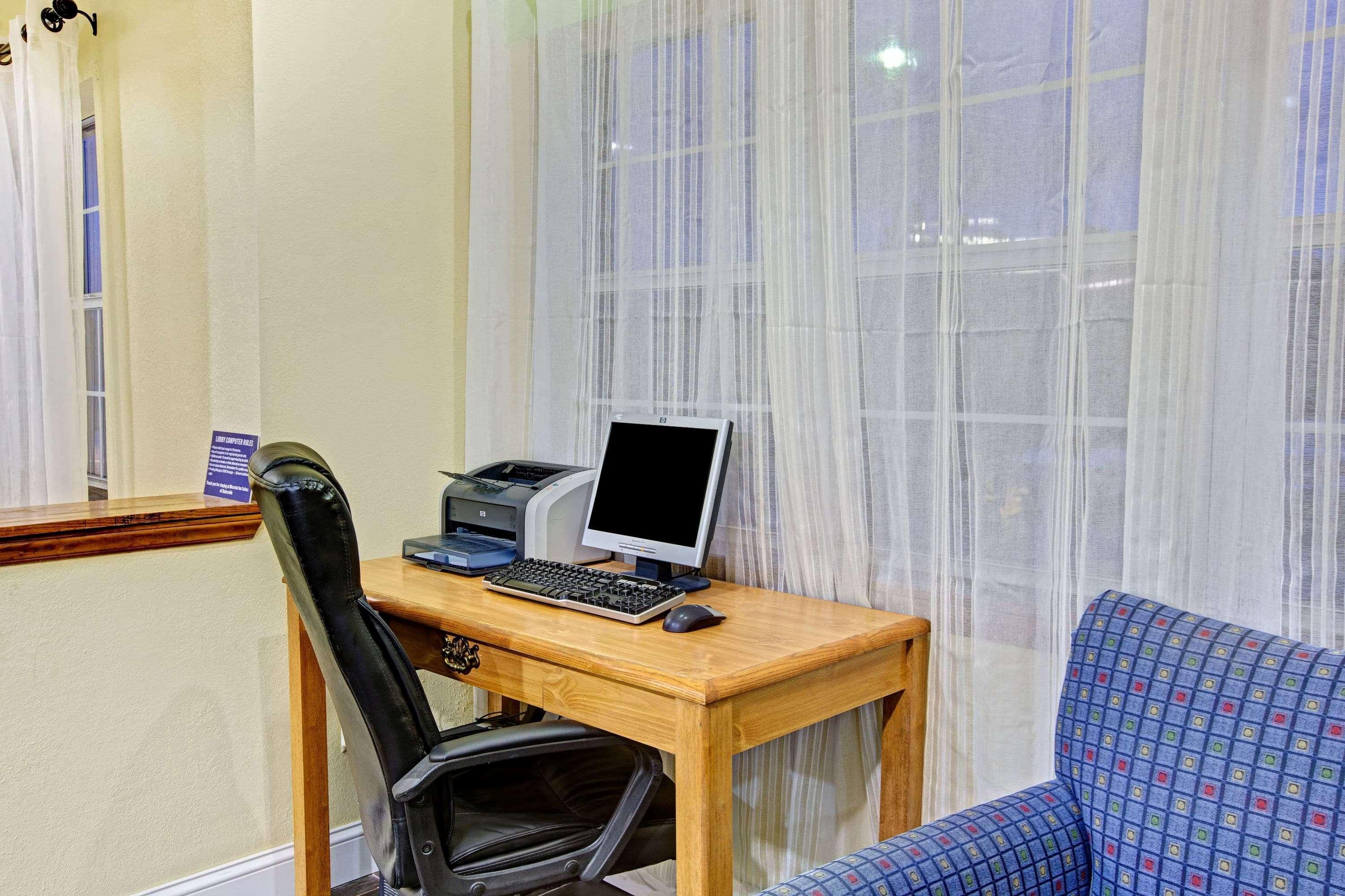 Microtel Inn & Suites By Wyndham Statesville Ngoại thất bức ảnh