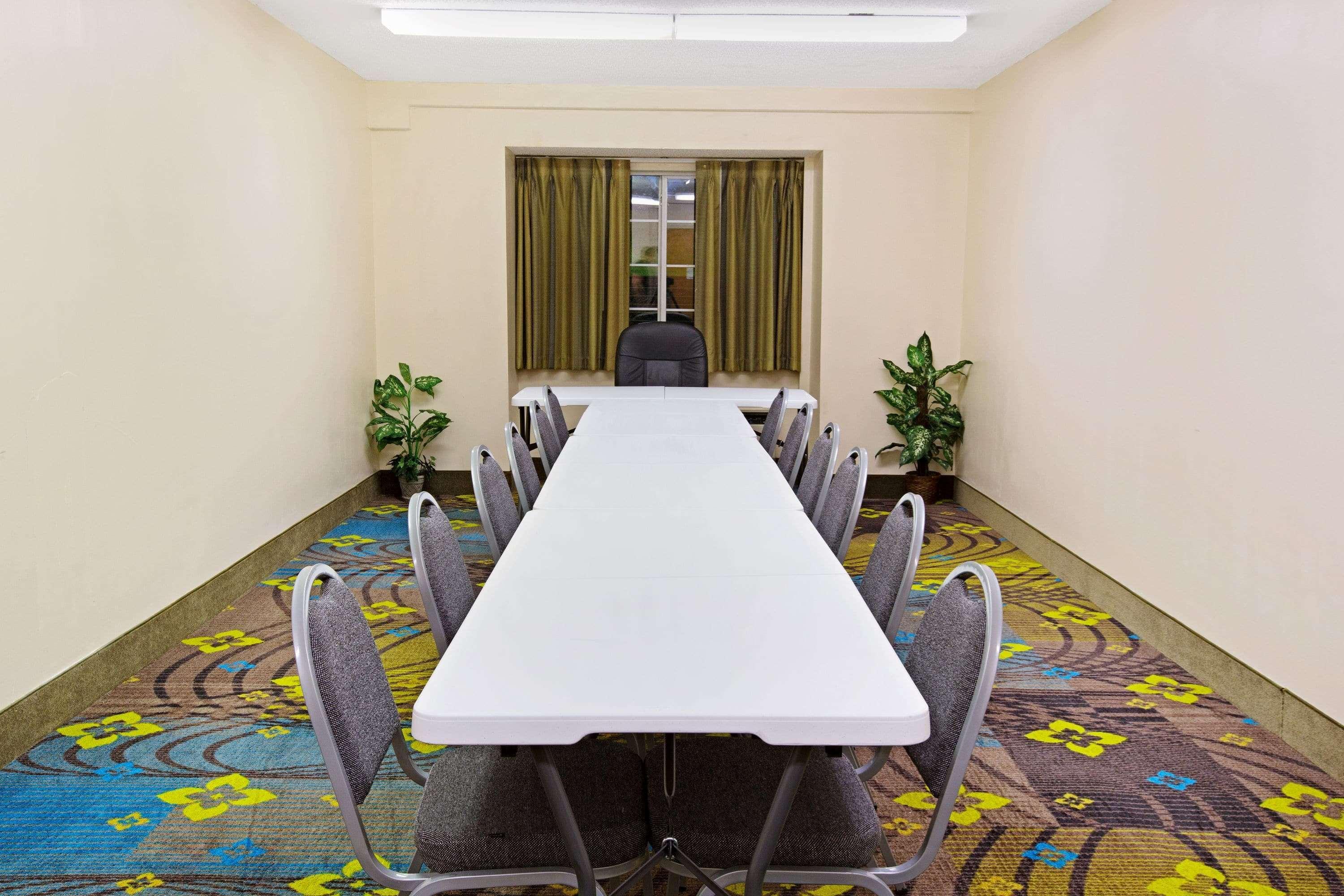 Microtel Inn & Suites By Wyndham Statesville Ngoại thất bức ảnh