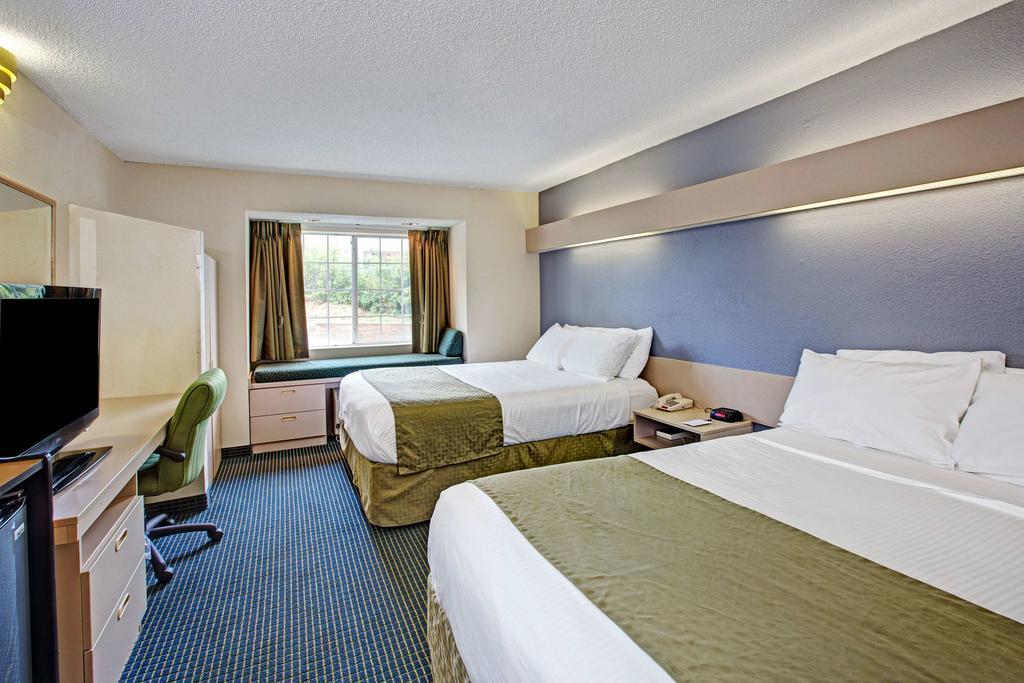 Microtel Inn & Suites By Wyndham Statesville Ngoại thất bức ảnh